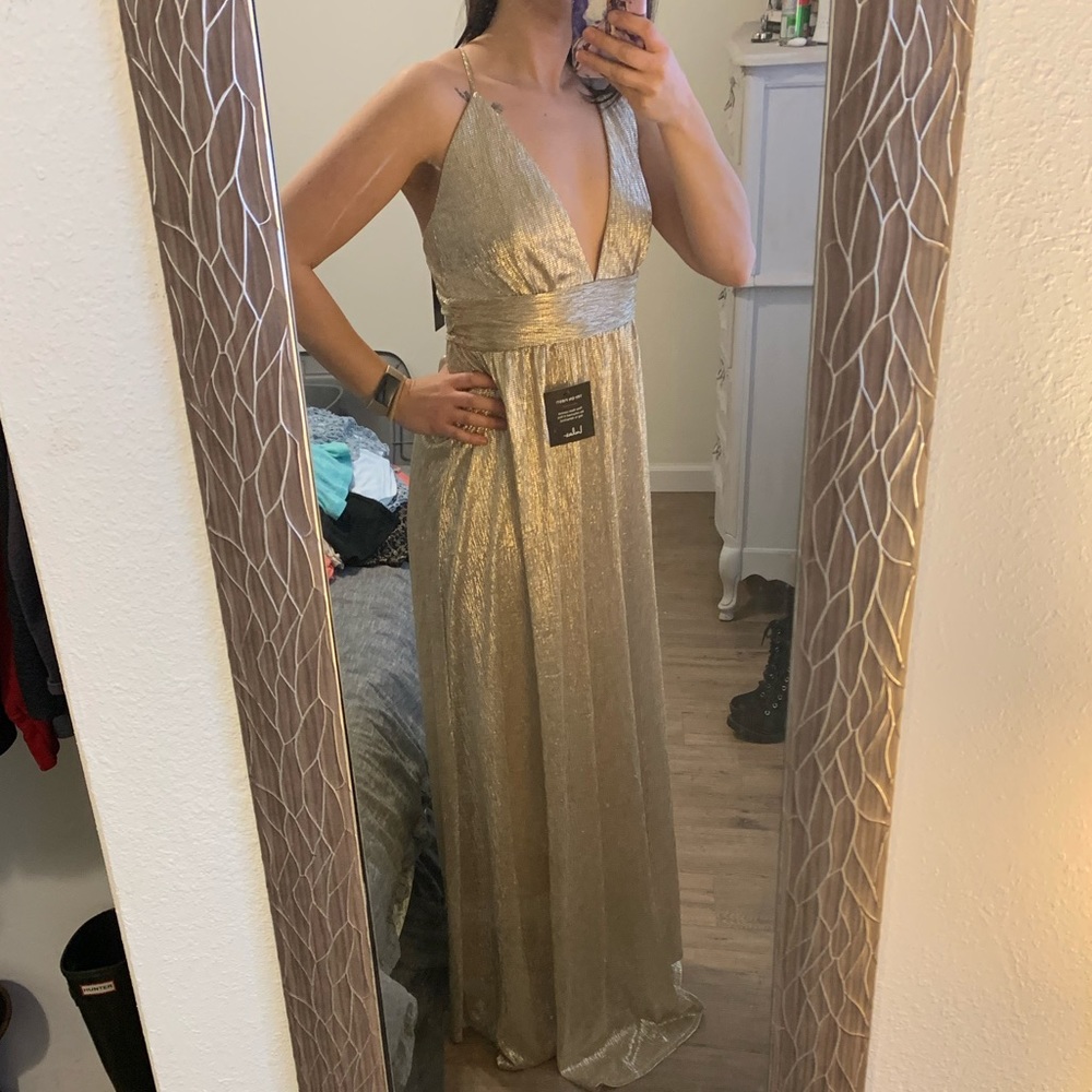 Gorgeous gold formal dress NWT